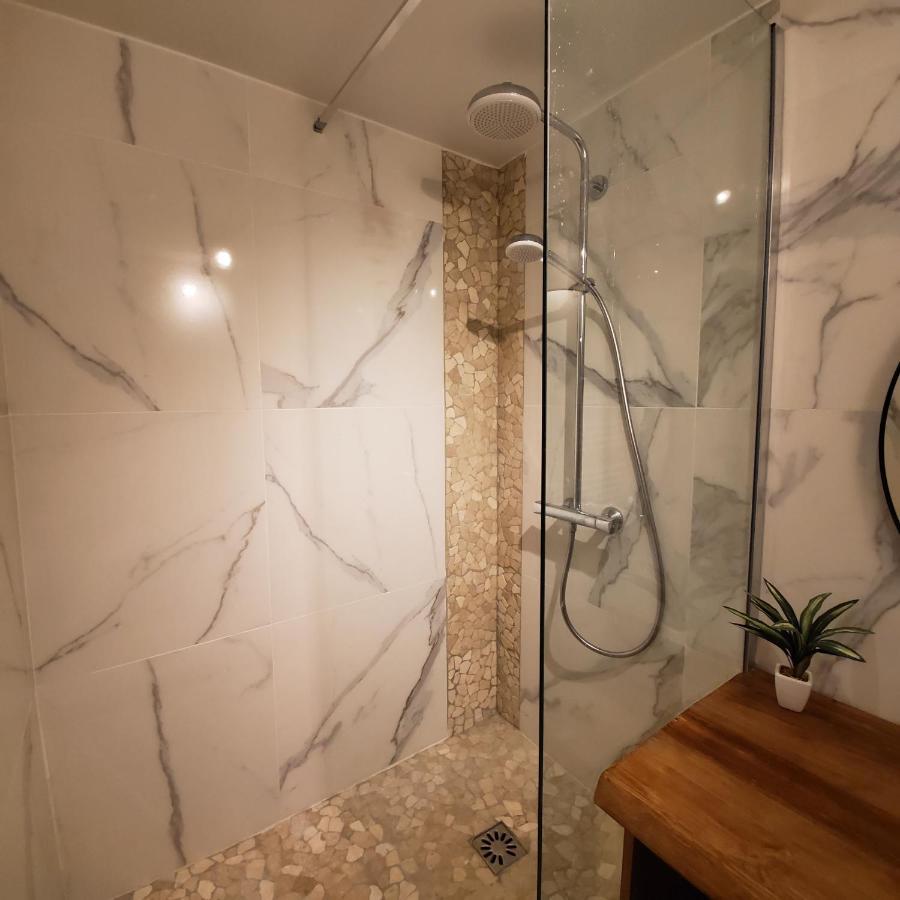 Joli T4 Renove Climatise Entre St Charles/Le Vieux-Port Apartment มาร์กเซย ภายนอก รูปภาพ
